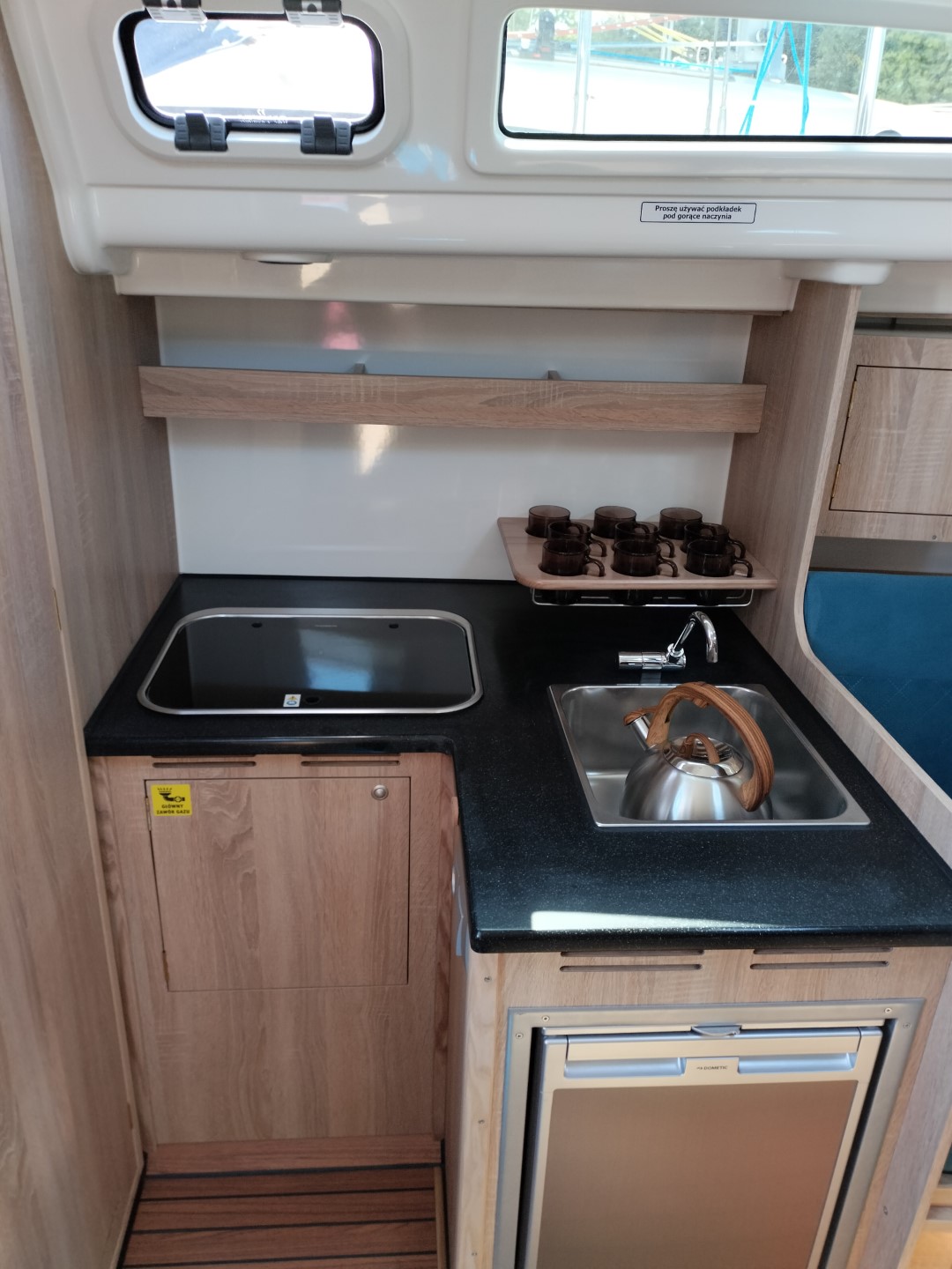 Antila 28.2 - Barbados – zdjęcie 80/103 – jacht na Mazurach (port Wilkasy)