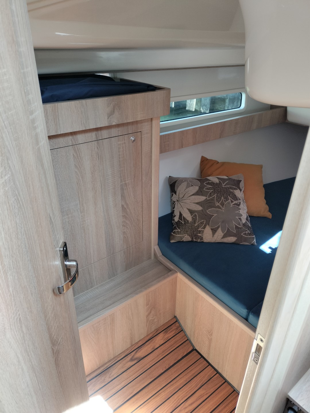 Antila 28.2 - Barbados – zdjęcie 29/103 – jacht na Mazurach (port Wilkasy)