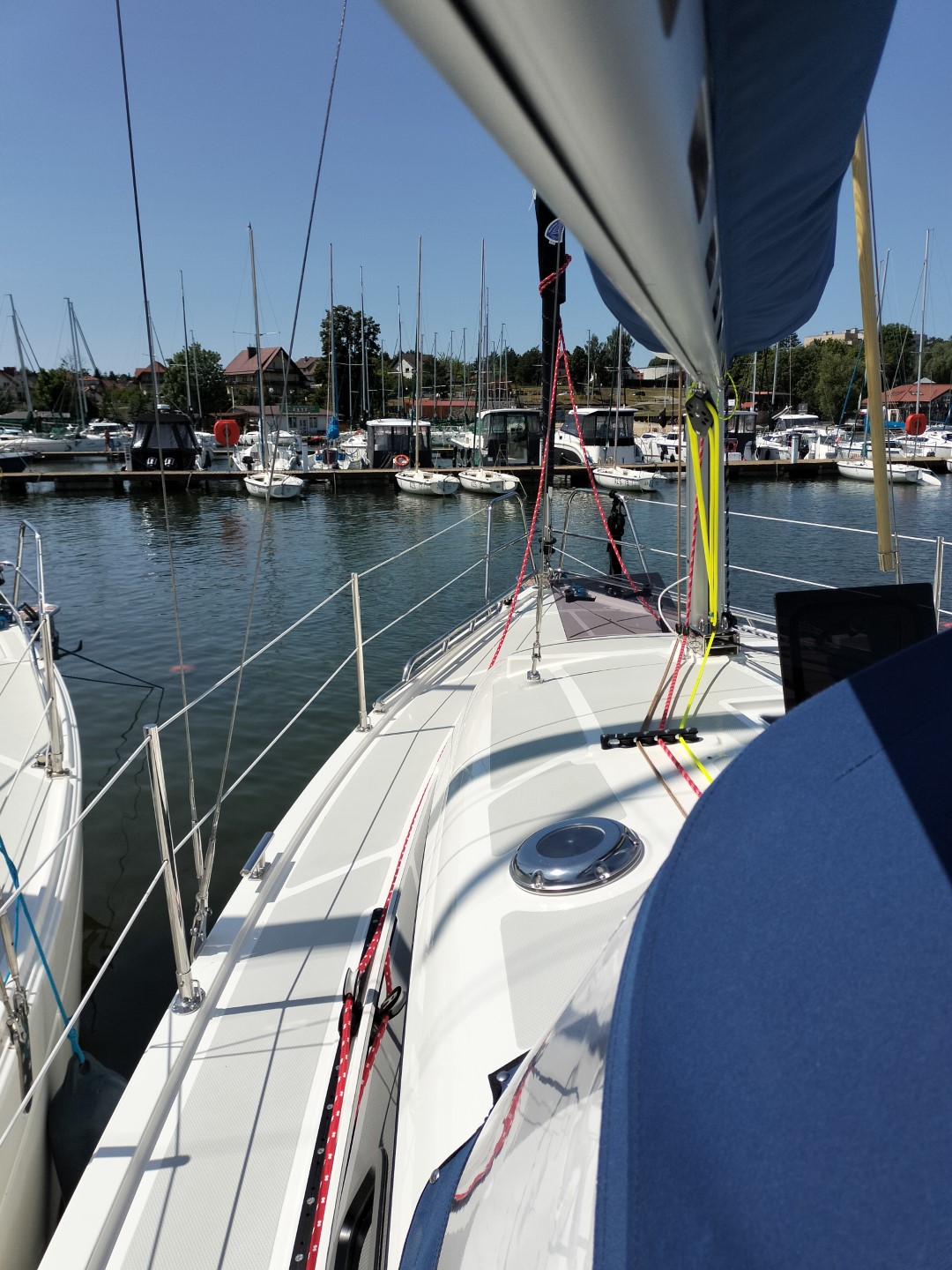 Antila 28.2 - Barbados – zdjęcie 93/103 – jacht na Mazurach (port Wilkasy)