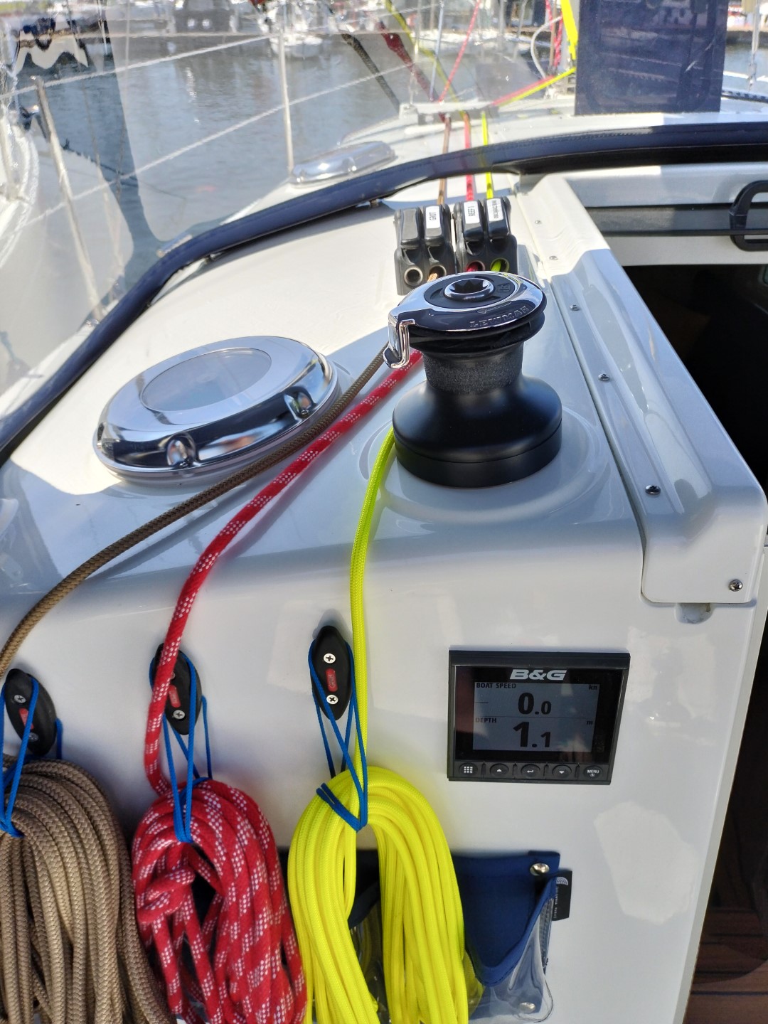 Antila 28.2 - Barbados – zdjęcie 88/103 – jacht na Mazurach (port Wilkasy)