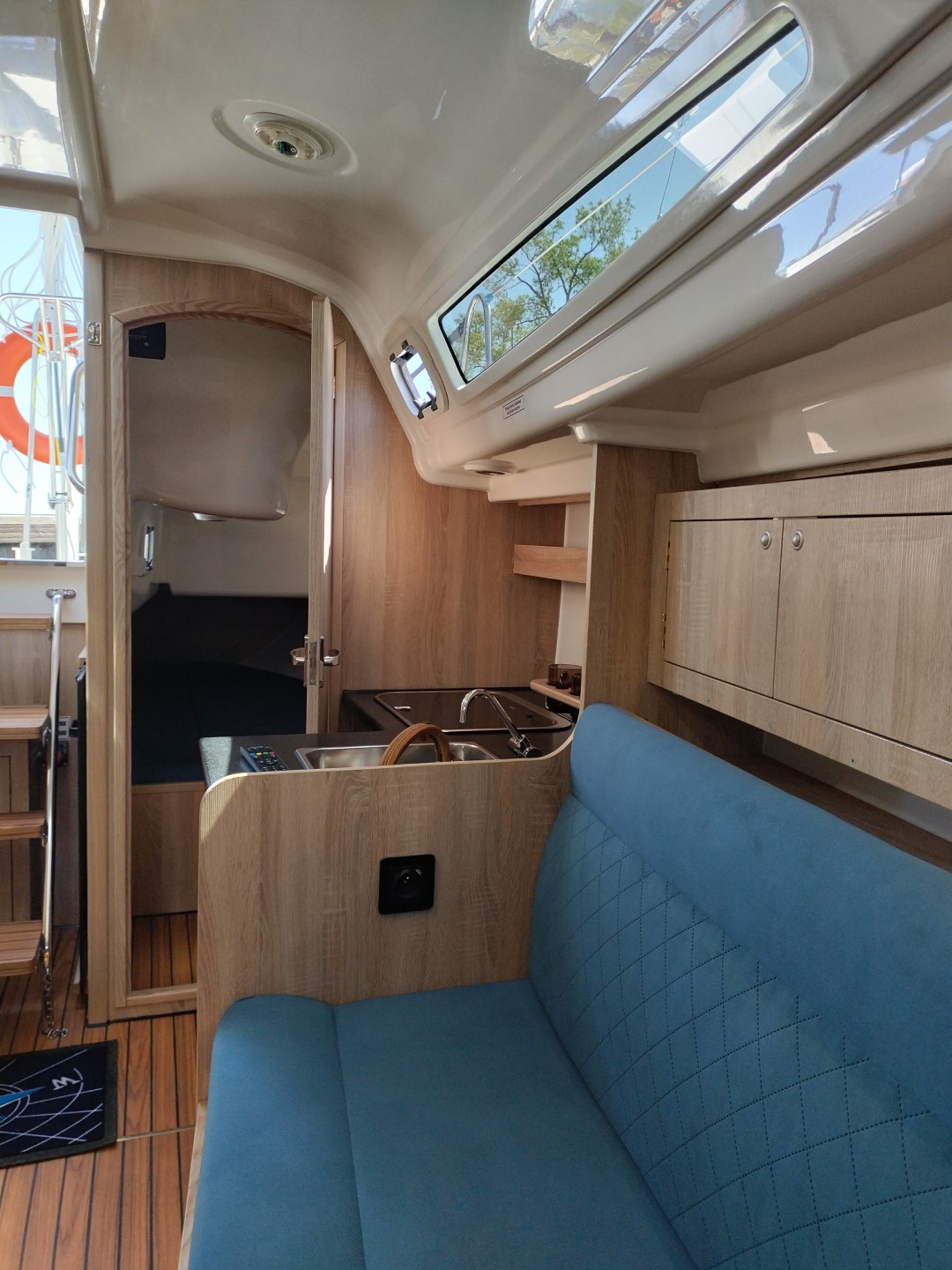 Antila 28.2 - Barbados – zdjęcie 94/103 – jacht na Mazurach (port Wilkasy)