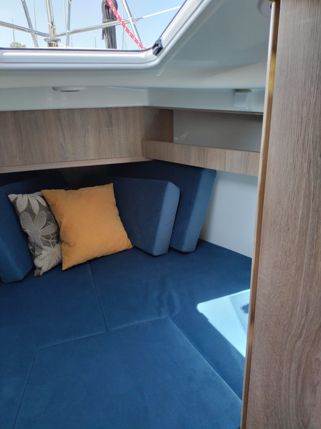 Antila 28.2 - Barbados – zdjęcie 37/103 – jacht na Mazurach (port Wilkasy)