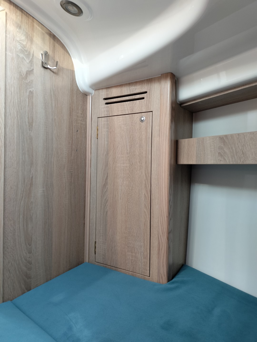 Antila 28.2 - Barbados – zdjęcie 23/103 – jacht na Mazurach (port Wilkasy)