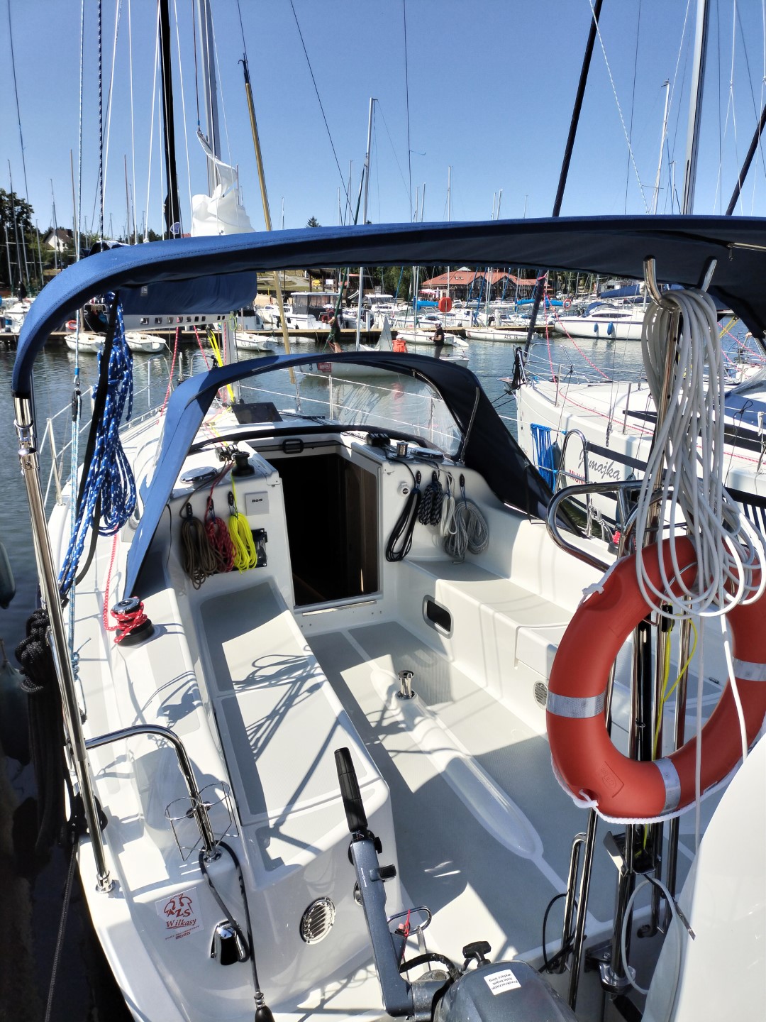 Antila 28.2 - Barbados – zdjęcie 7/103 – jacht na Mazurach (port Wilkasy)