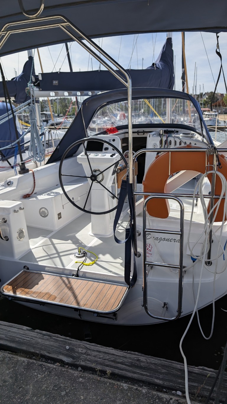 Antila 30 - Dragonera – zdjęcie 15/45 – jacht na Mazurach (port Wilkasy)