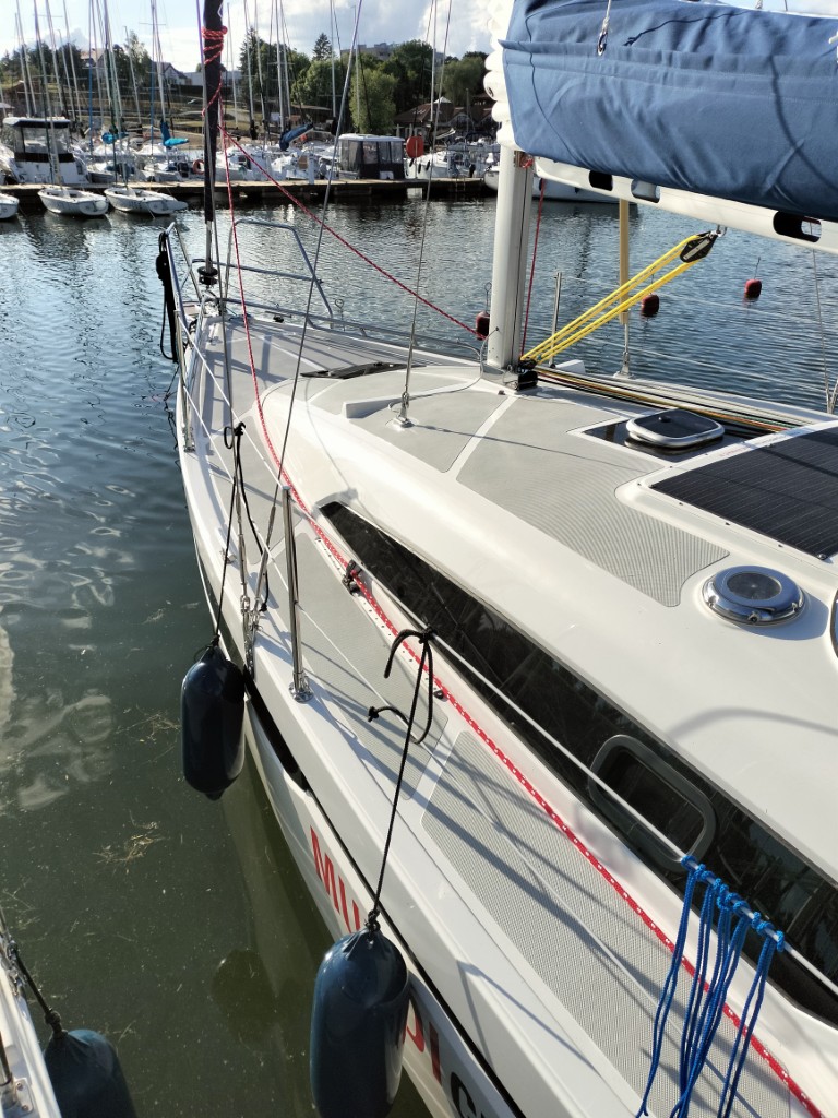 Antila 30 - Albercik – zdjęcie 17/20 – jacht na Mazurach (port Wilkasy)